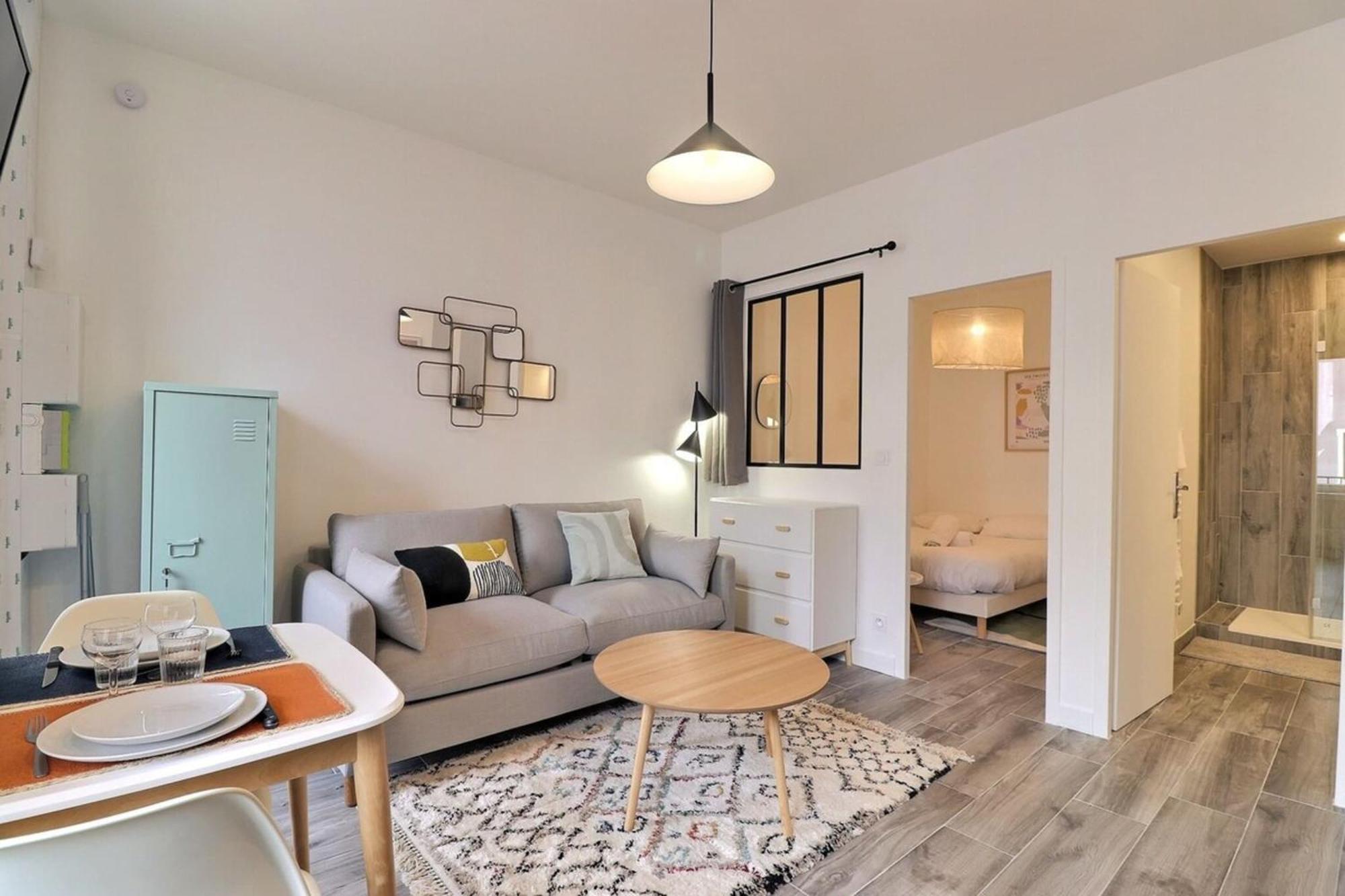 Le Peri - T1 Apartment 4 Guests - Villeurbanne Luaran gambar